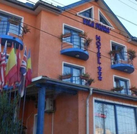 Vila Flora Mediaş Zewnętrze zdjęcie